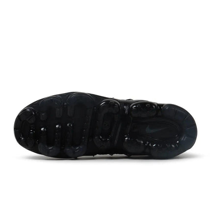 NIKE MENS AIR VAPORMAX PLUS - BLACK/BLACK NIKE