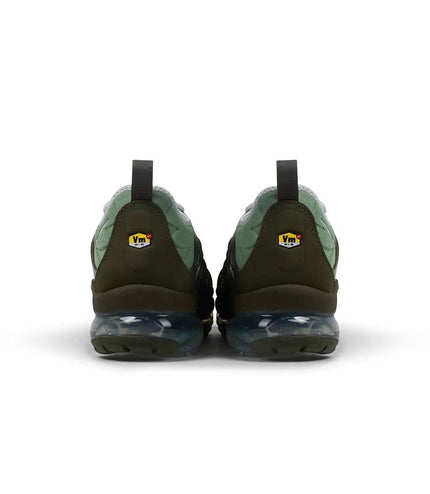 NIKE MENS AIR VAPORMAX PLUS - OLIVE NIKE