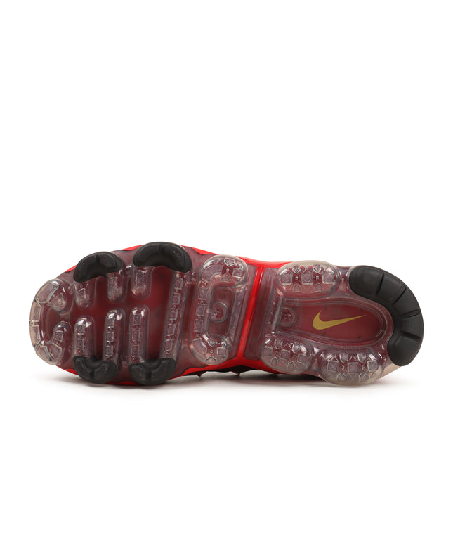 Nike Air Vapormax Plus Black/University Gold