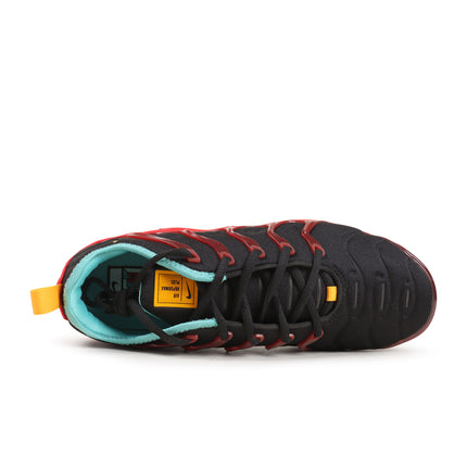 Nike Air Vapormax Plus Black/University Gold