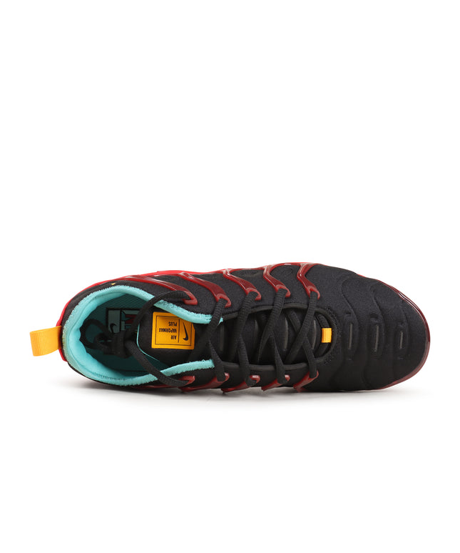 Nike Air Vapormax Plus Black/University Gold