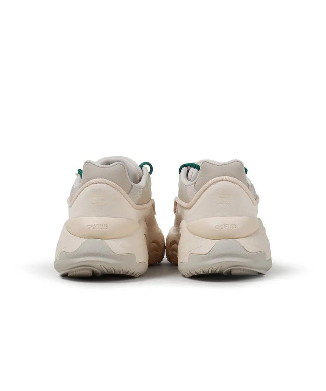 ADIDAS MENS  OZWEEGO - CHALK WHITE ADIDAS