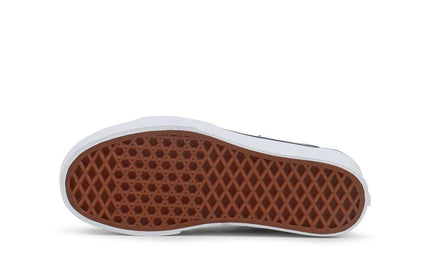 VANS BIG KIDS SK8-HI TAPERED - BLACK/ TRUE WHITE VANS