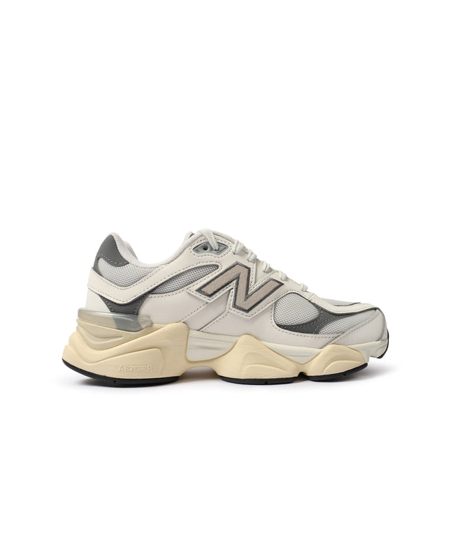 New Balance Big Kids 9060 Lifestyle Shoes  - White/Grey