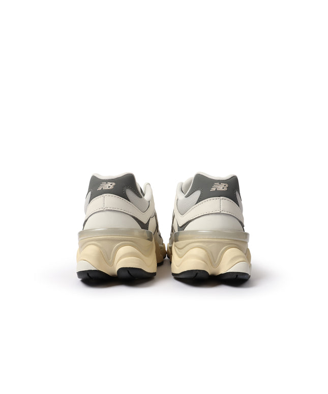 New Balance Big Kids 9060 Lifestyle Shoes  - White/Grey