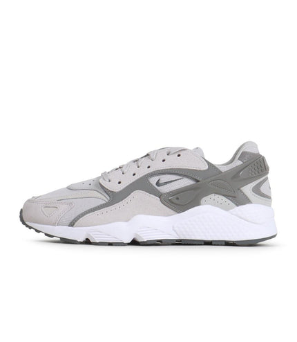 NIKE MENS AIR HUARACHE RUNNER - LIGHT IRON ORE NIKE