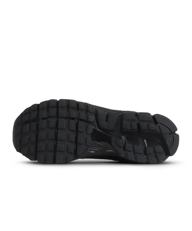 NIKE MENS ZOOM VOMERO 5 - TRIPLE BLACK NIKE