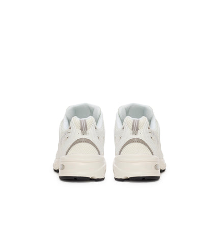 New Balance 530 para mujer - Sal/Piedra árida 