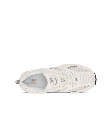 New Balance 530 para mujer - Sal/Piedra árida 