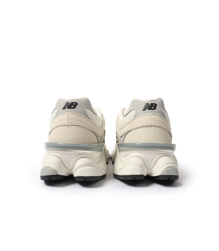 New Balance Mens 9060 Lifestyle Shoes - White/Grey