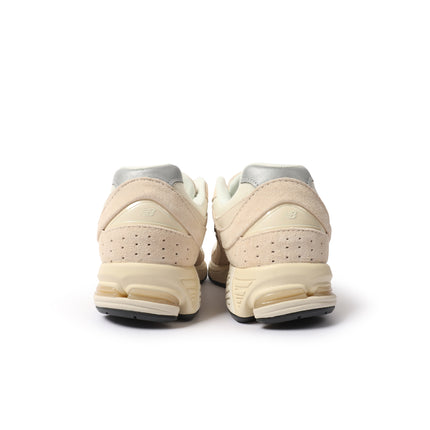New Balance Mens 2002R Casual Shoes - Off White