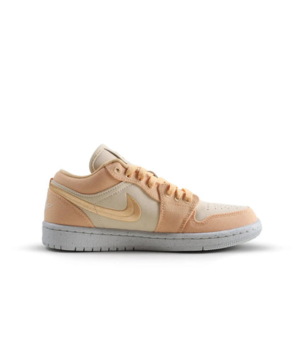 AIR JORDAN WMNS 1 LOW SE - GOLD/ MUSLIN AIR JORDAN