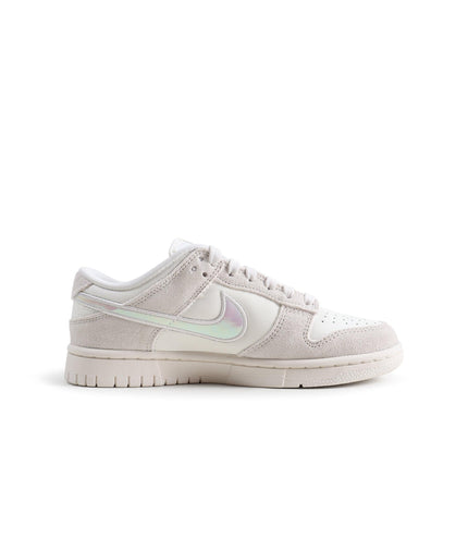 NIKE WMNS DUNK LOW  - IRIDESCENT SWOOSH NIKE