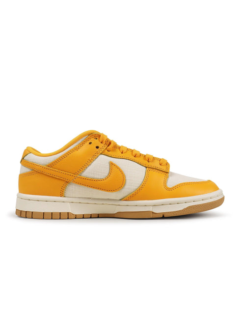 NIKE MENS DUNK LOW RETRO - UNIVERSITY GOLD NIKE