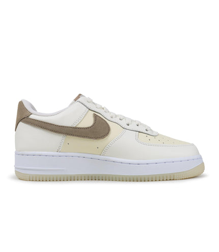 NIKE MENS AIR FORCE 1 '07 LV8 - COCONUT KHAKI NIKE