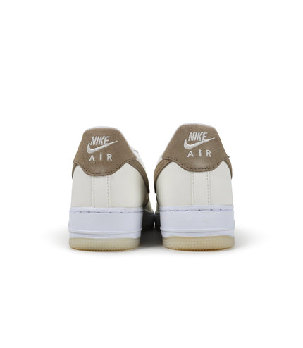 NIKE MENS AIR FORCE 1 '07 LV8 - COCONUT KHAKI NIKE