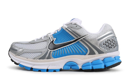 NIKE MENS ZOOM VOMERO 5 - PURE PLATINUM/PHOTO BLUE NIKE
