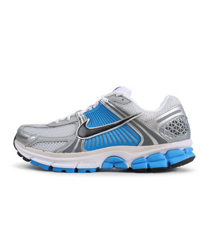 NIKE MENS ZOOM VOMERO 5 - PURE PLATINUM/PHOTO BLUE NIKE