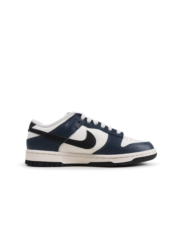 NIKE WMNS DUNK LOW  - ARMORY NAVY/BLACK-SAIL NIKE