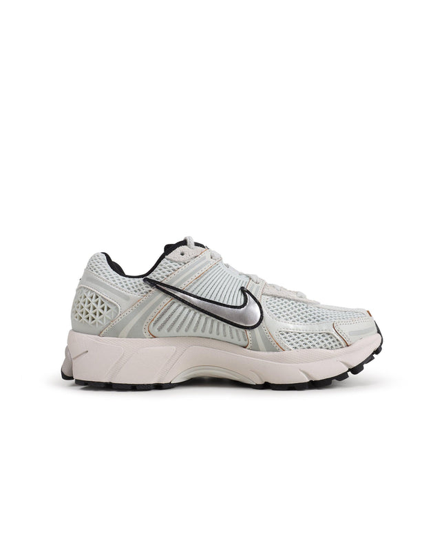 Nike Womens Zoom Vomero 5 - Light Silver Chrome - Denim Exchange 