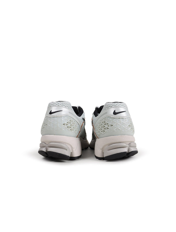 Nike Womens Zoom Vomero 5 - Light Silver Chrome - Denim Exchange 