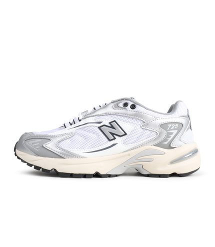 New Balance Mens 725 Casual Shoes - White/Metallic Silver