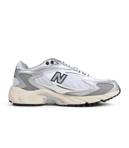 New Balance Mens 725 Casual Shoes - White/Metallic Silver