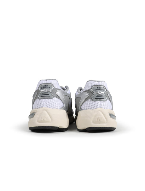 New Balance Mens 725 Casual Shoes - White/Metallic Silver