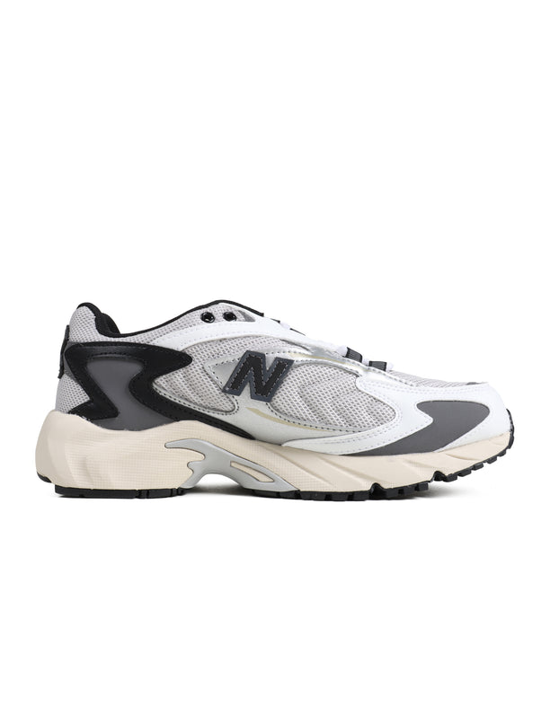 New Balance Mens 725 - Matter Black