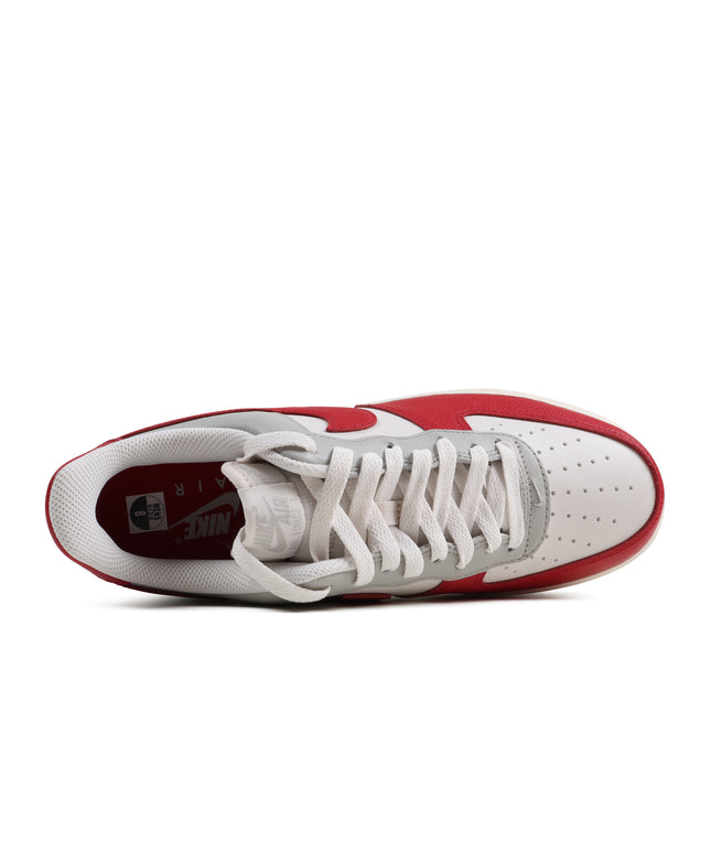 Nike Air Force 1 '07 LV8 para hombre - Punta roja