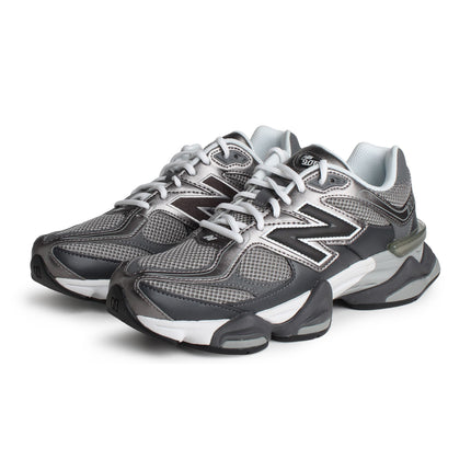 New Balance Mens 9060 Lifestyle Shoes - Silver