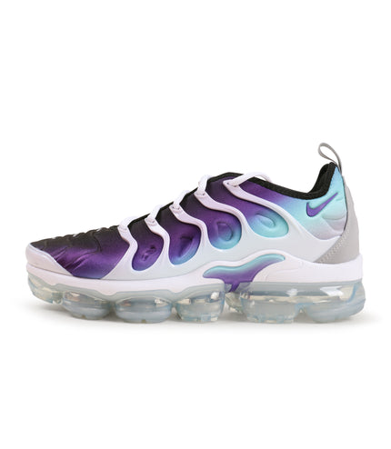 Buy the Nike Air Vapormax Plus - White/Fierce Purple