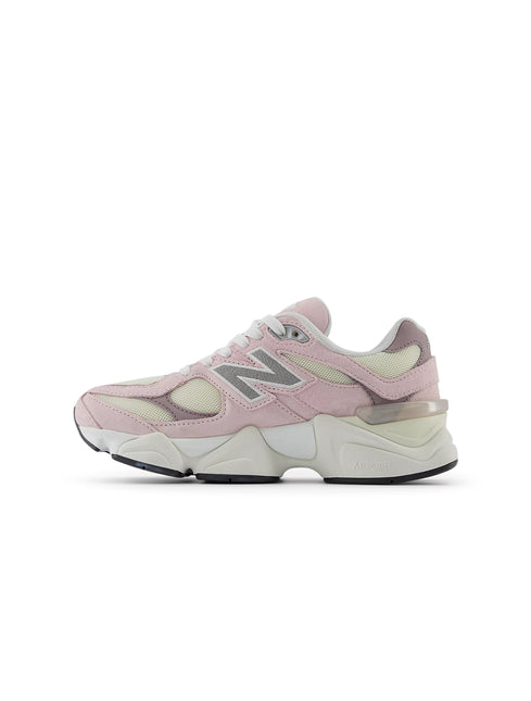 New Balance Womens 9060 Lifestyle Shoes  - Rose Sugar