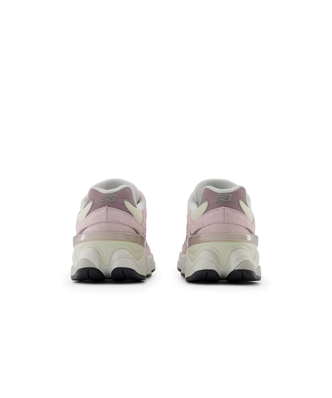 New Balance Womens 9060 Lifestyle Shoes  - Rose Sugar