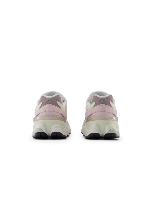 New Balance Womens 9060 Lifestyle Shoes  - Rose Sugar