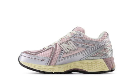 New Balance Womens 1906 Sneakers - Silver/Pink
