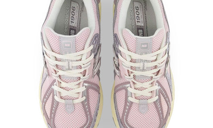 New Balance Womens 1906 Sneakers - Silver/Pink