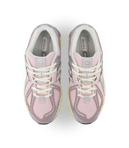 New Balance Womens 1906 Sneakers - Silver/Pink