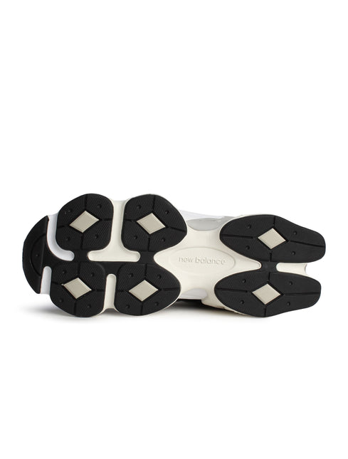 New Balance Mens 9060 Lifestyle Shoes - Black/White