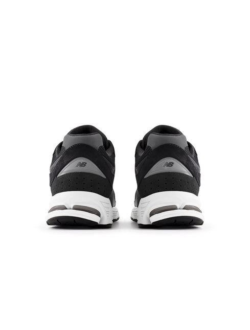 New Balance Mens 2002R - Black/White