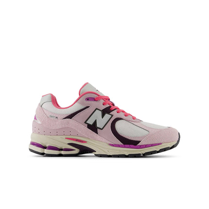 New Balance Womens 2002R Sneakers - Passion Fruit
