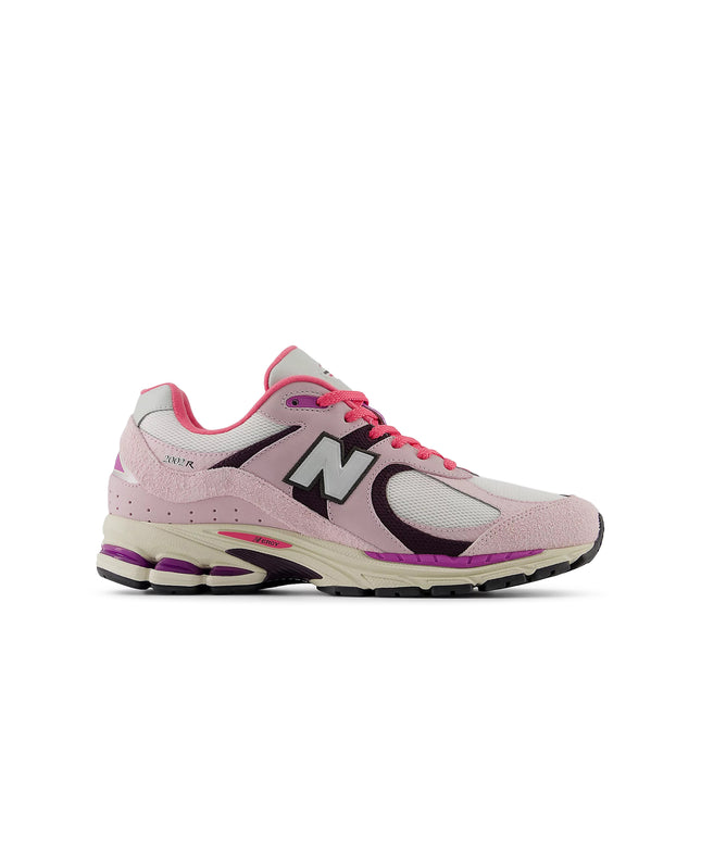 New Balance Womens 2002R Sneakers - Passion Fruit