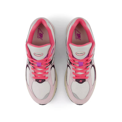 New Balance Womens 2002R Sneakers - Passion Fruit