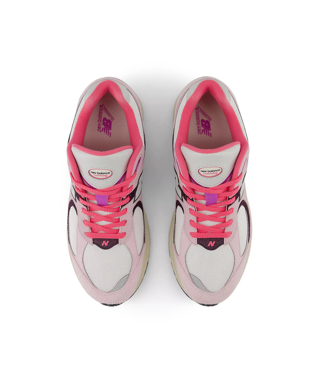 New Balance Womens 2002R Sneakers - Passion Fruit