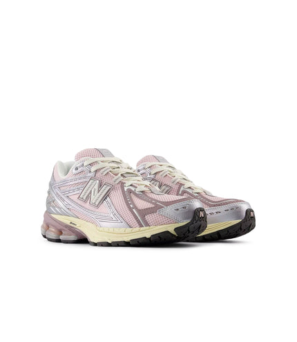 New Balance Womens 1906 Sneakers - Silver/Pink